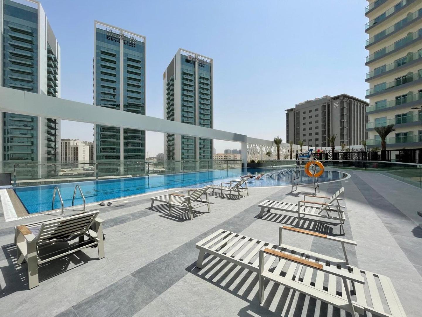 Guestready Homes - A Rose In The Sky Dubai