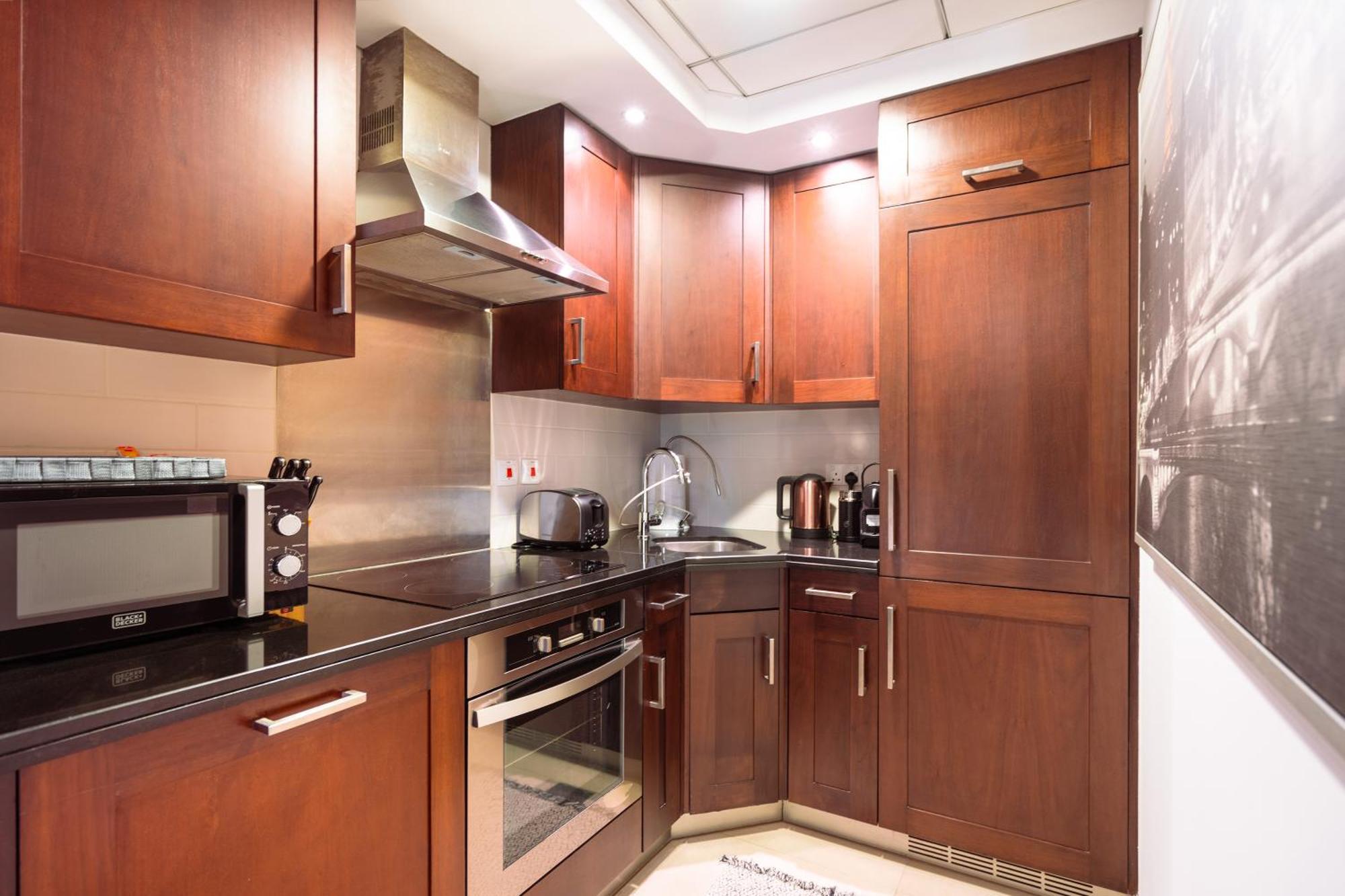 Prime Retreats - 29 Emaar Boulevard Downtown Apartment *