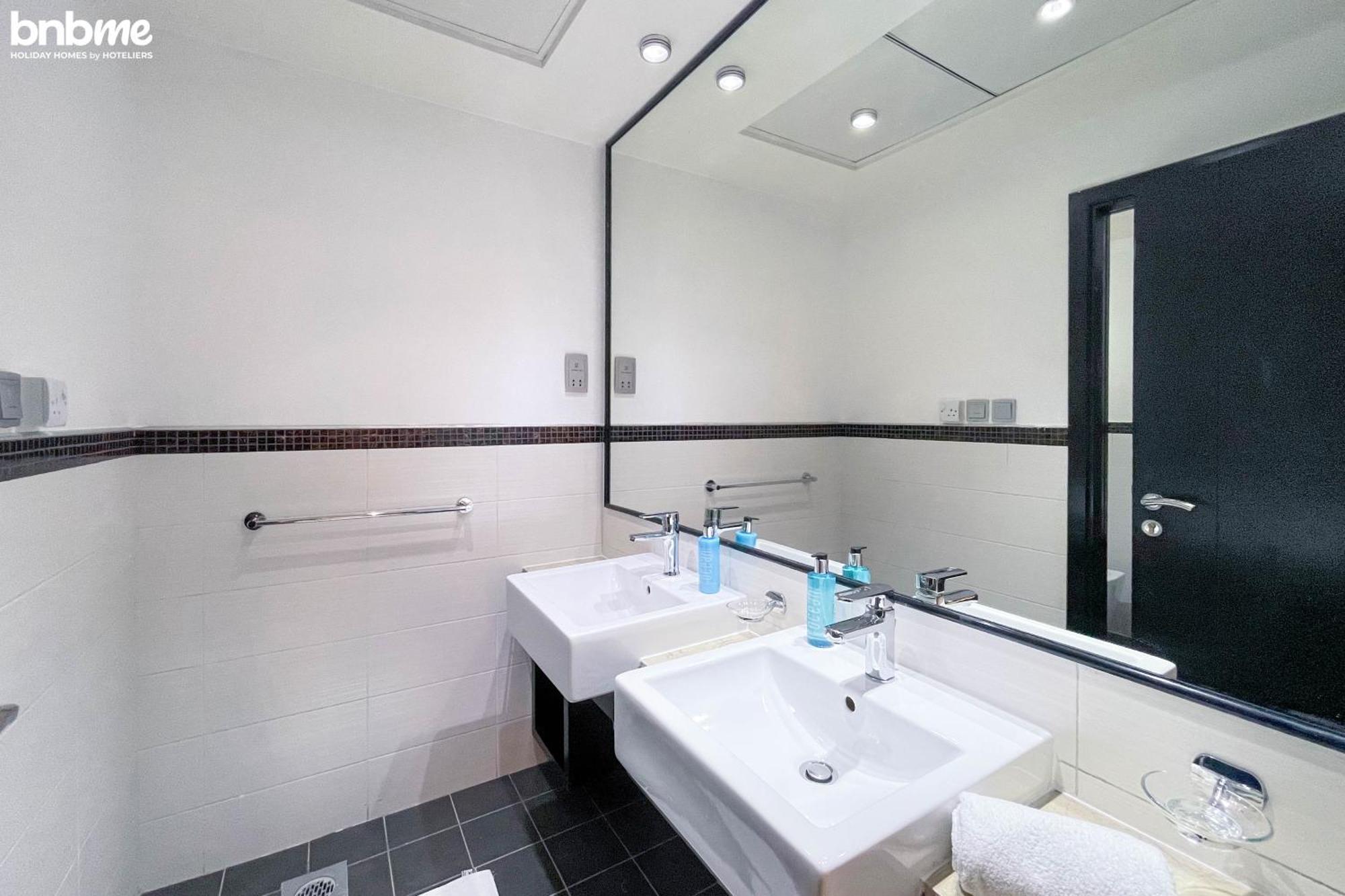 Apartment Bnbmehomes - Skyview Tower Dubai