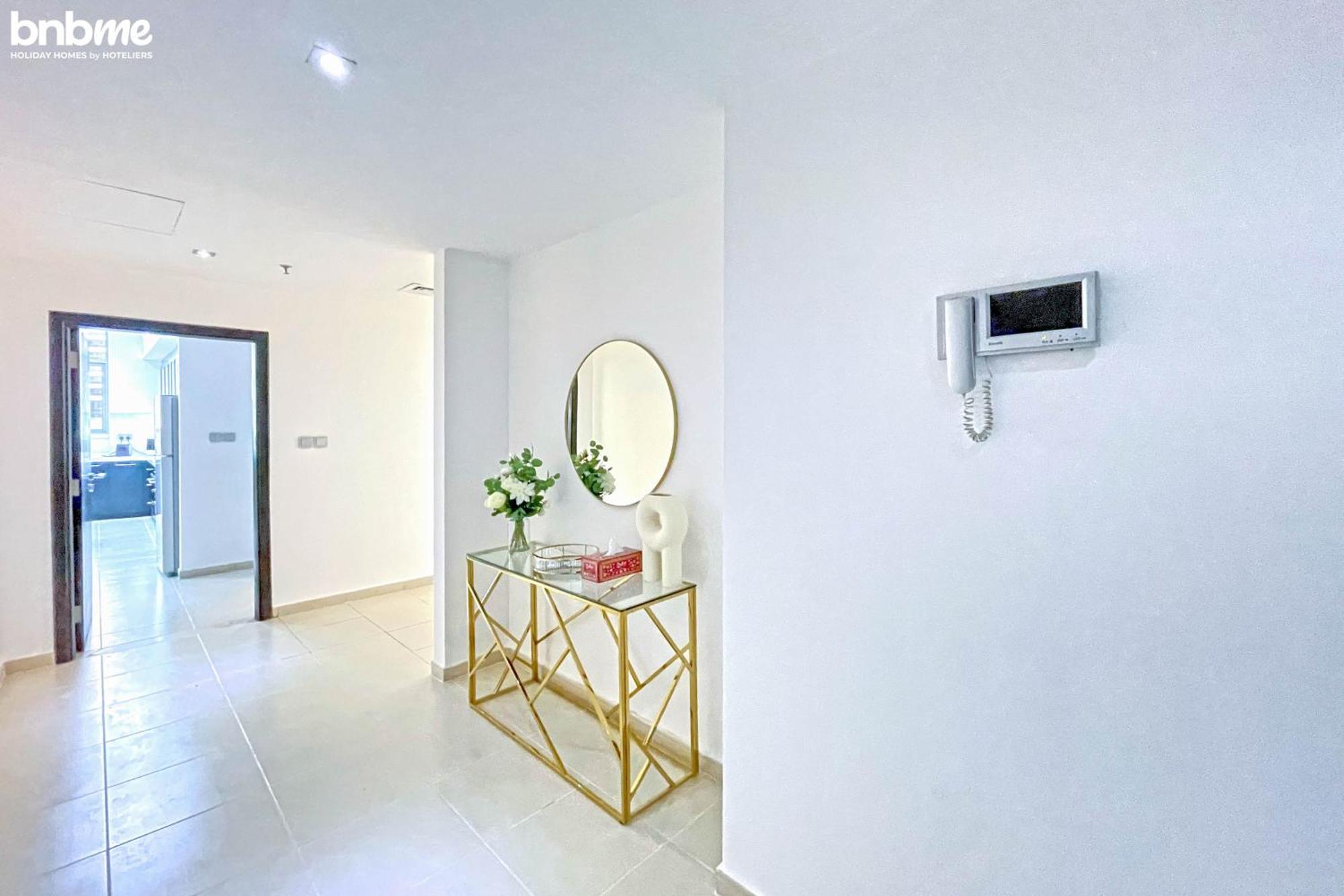 Bnbmehomes - Skyview Tower Apartment