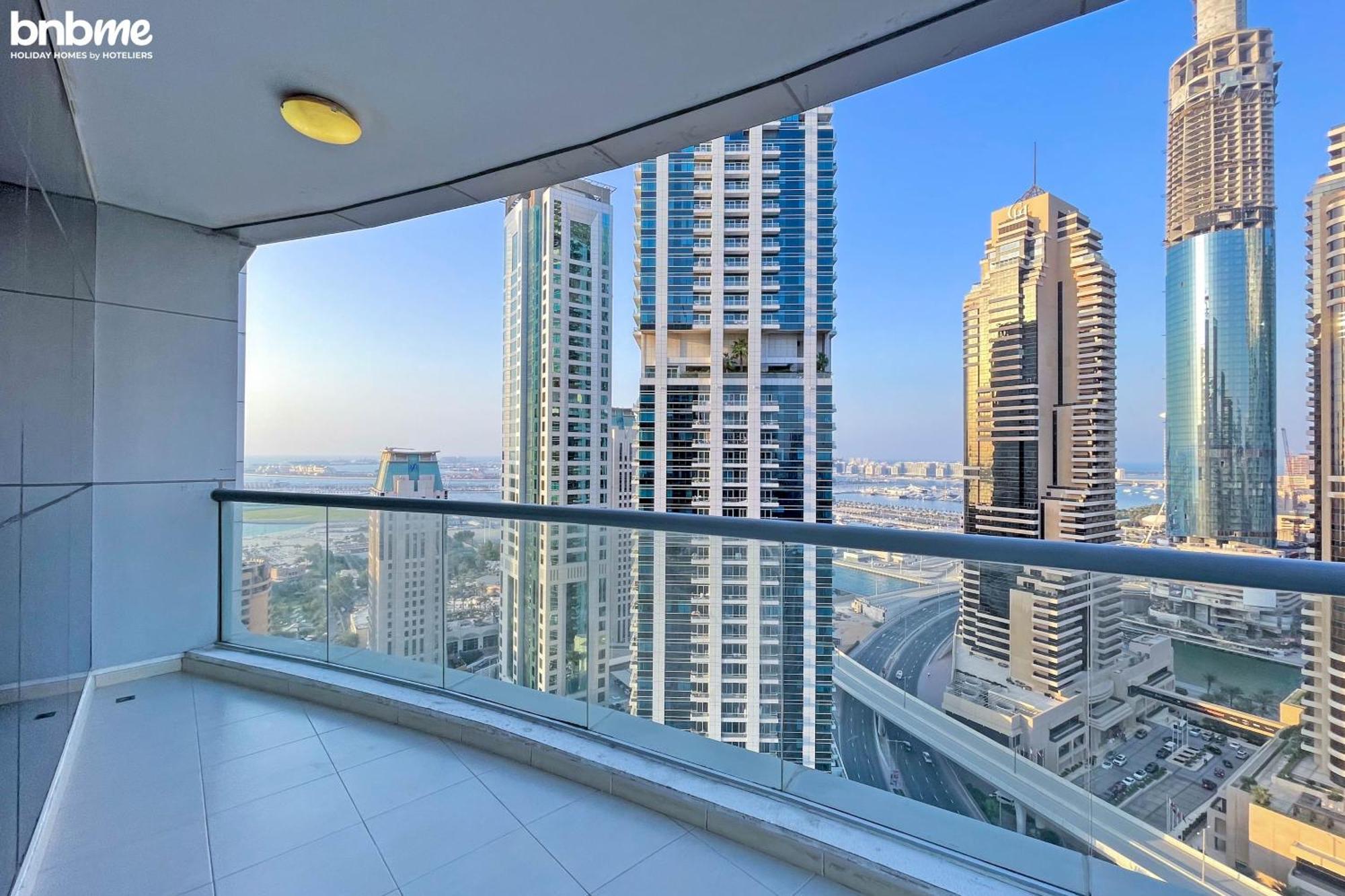 Bnbmehomes - Skyview Tower Apartment *