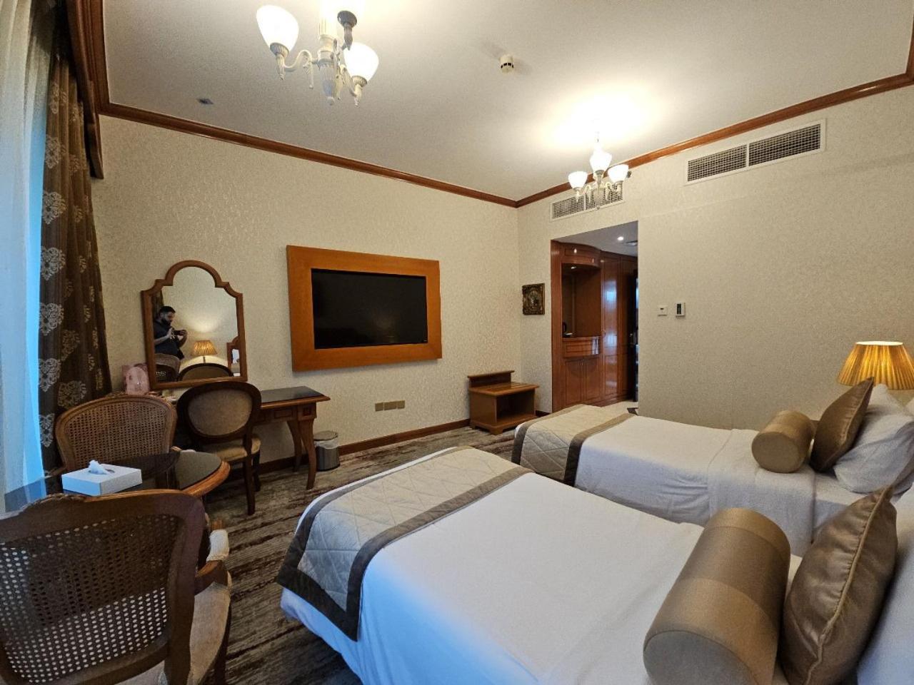 Royal Concorde & Hotel 4*