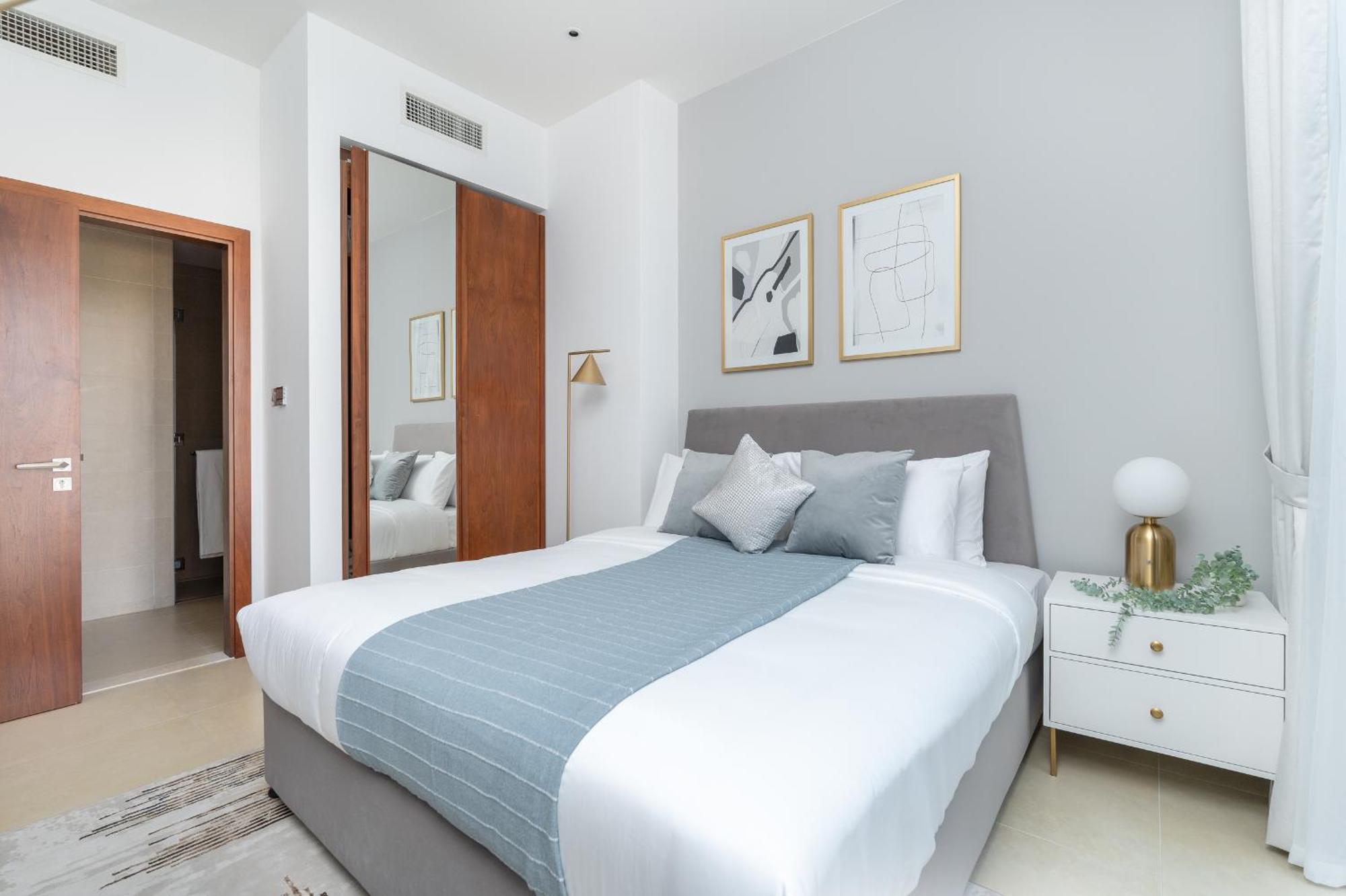 Vogue Marina Gate - Marina Apartment *