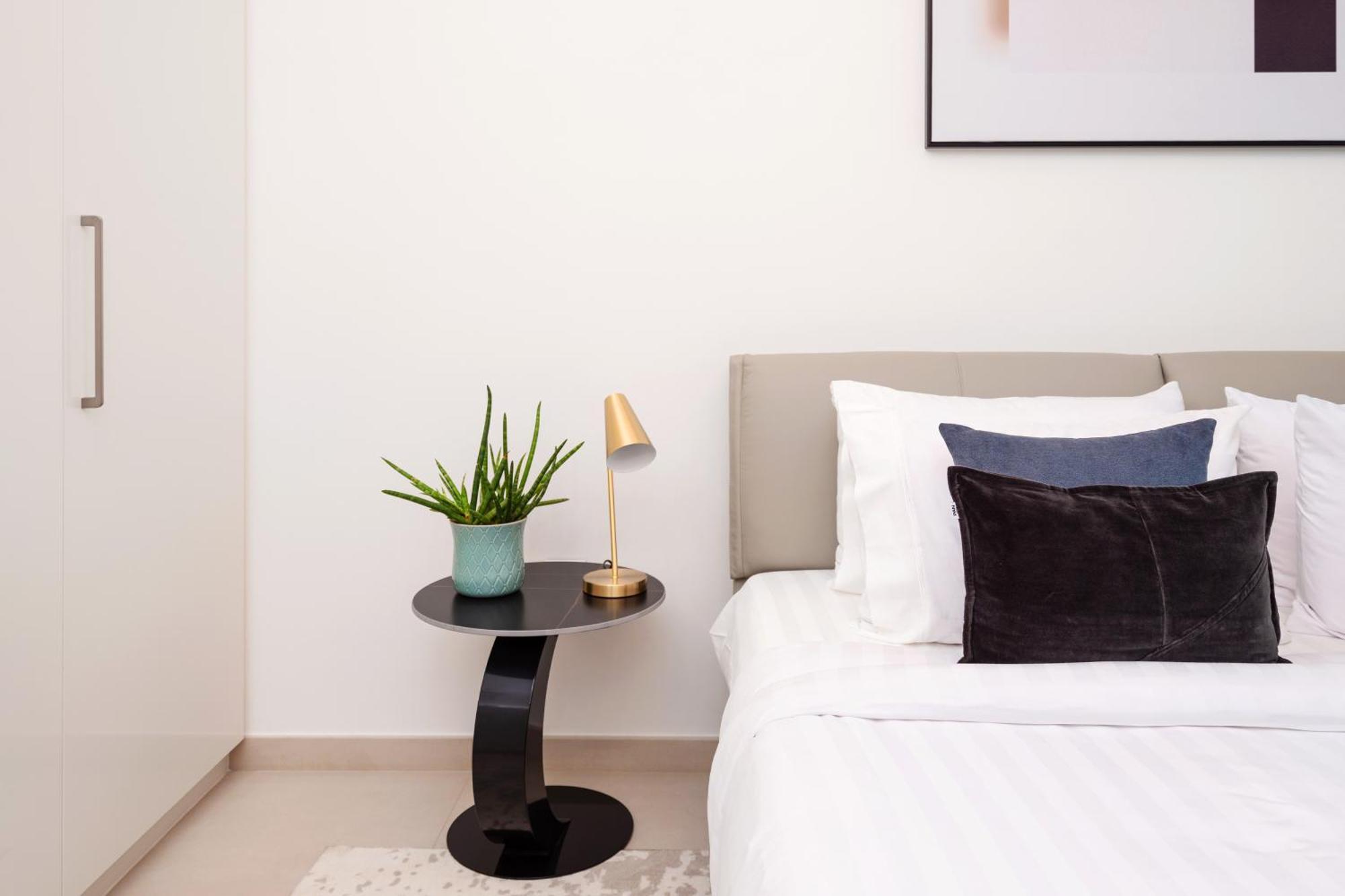 Prime Retreats @ Downtown Views By Emaar Dubai