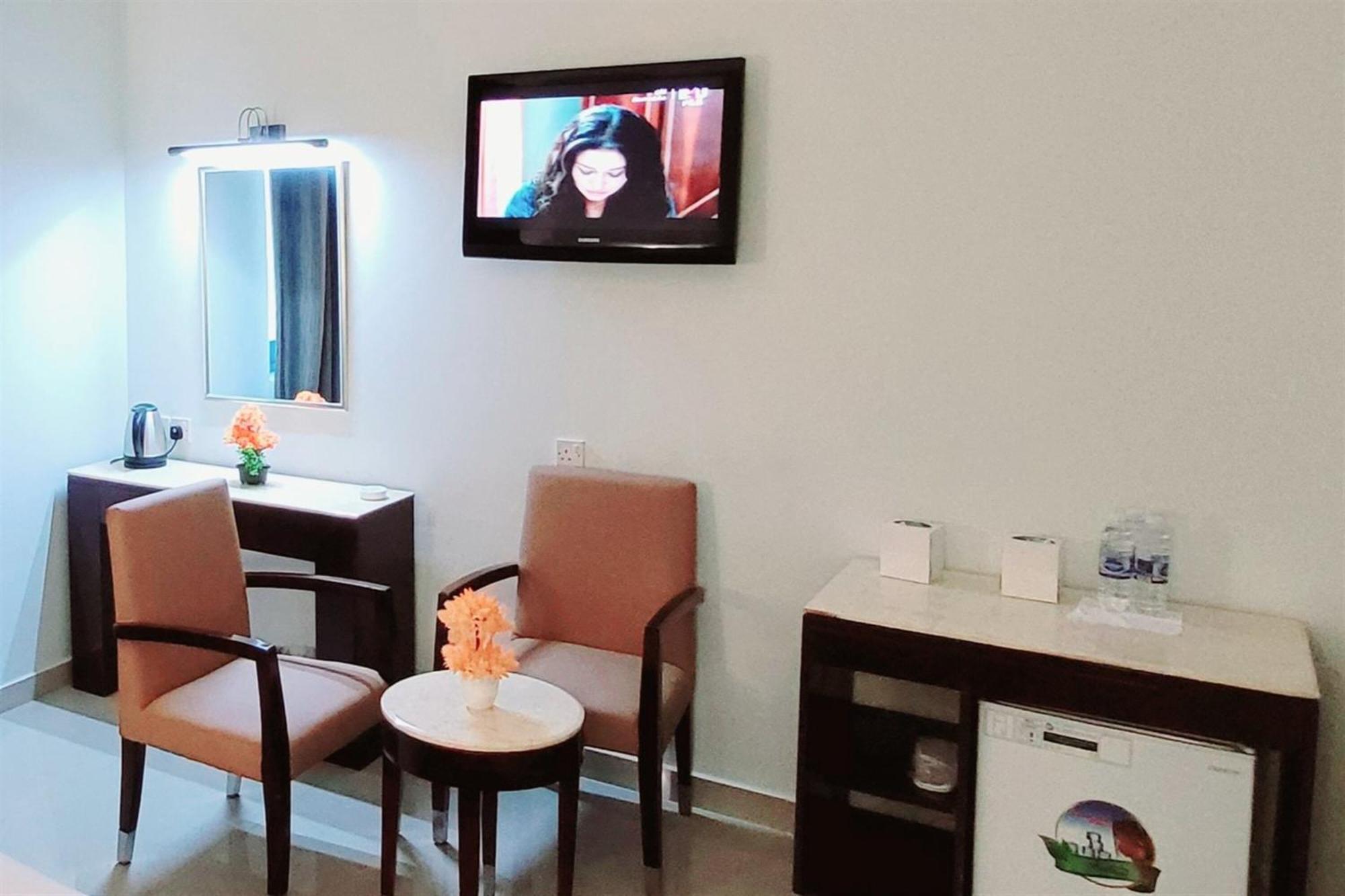 Signature Deira 3*