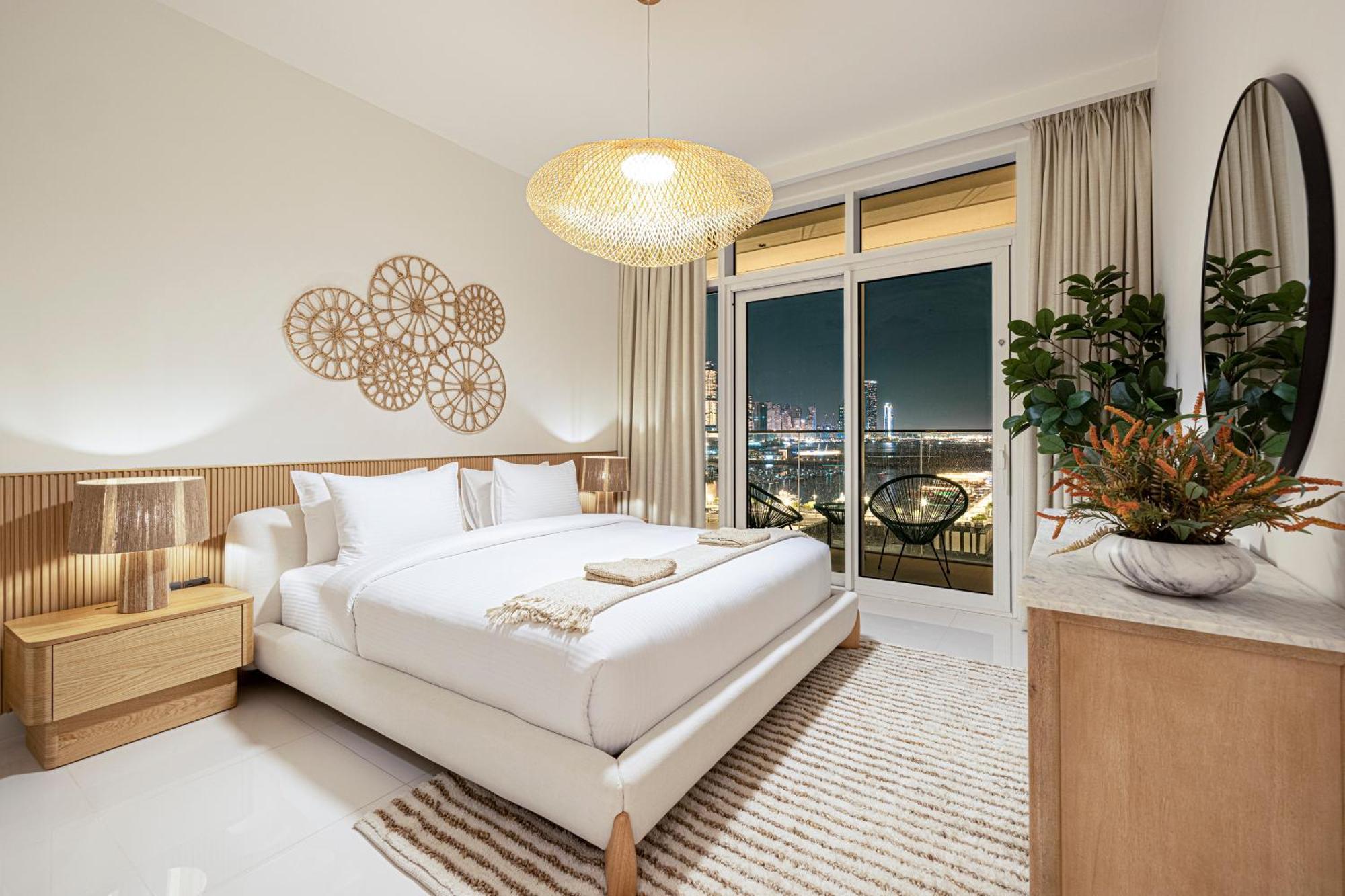 2 Bed- Private Access- Emaar Beachfront * Dubai