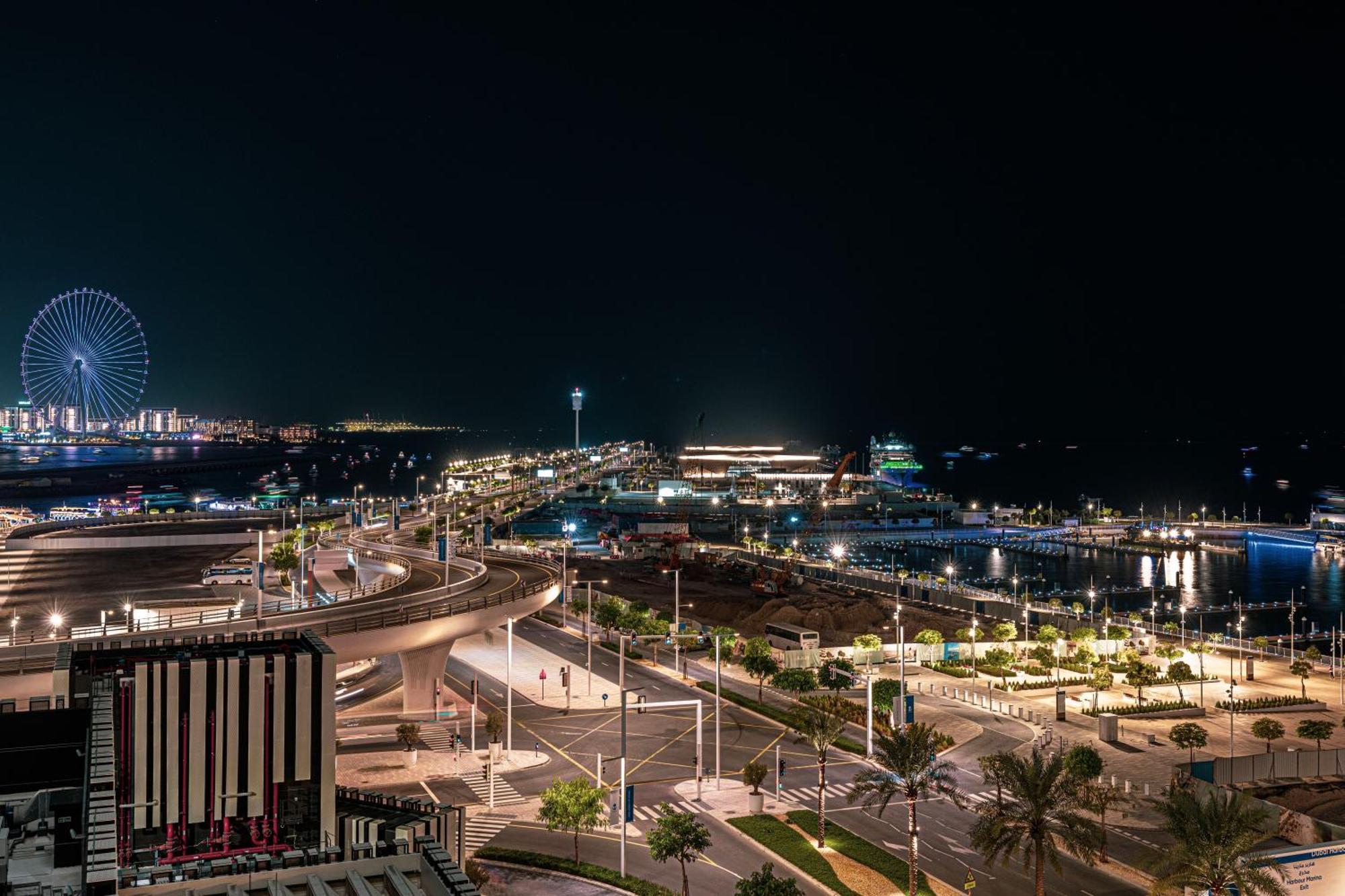 Apartment 2 Bed- Private Access- Emaar Beachfront Dubai