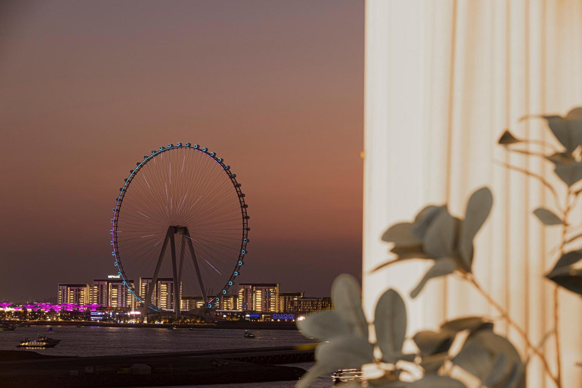 2 Bed- Private Access- Emaar Beachfront Dubai