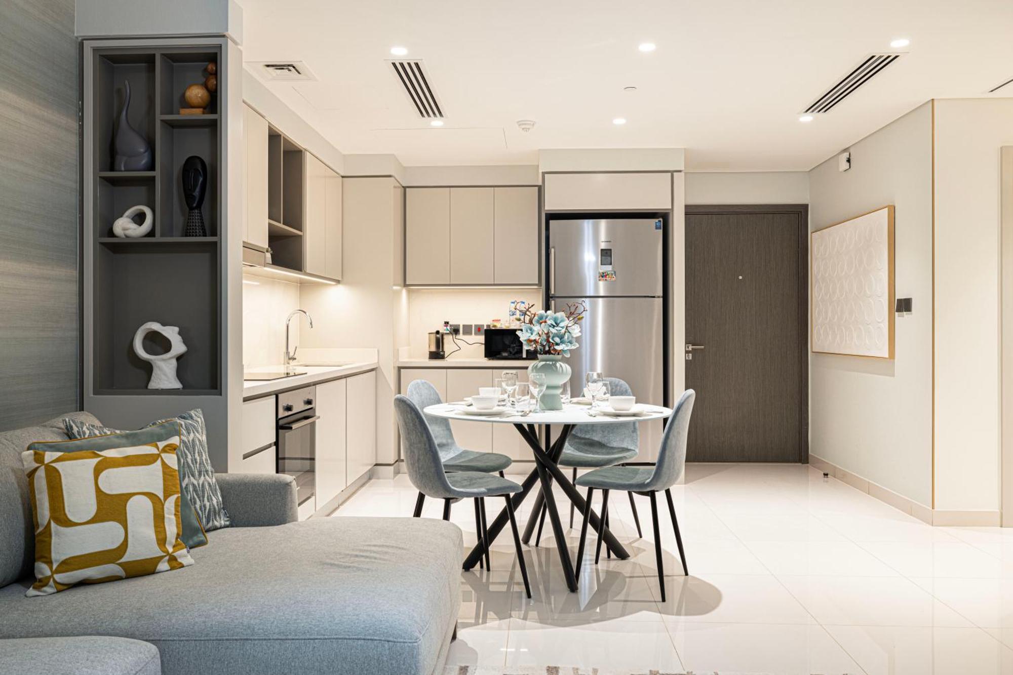 2 Bed- Private Access- Emaar Beachfront Apartment