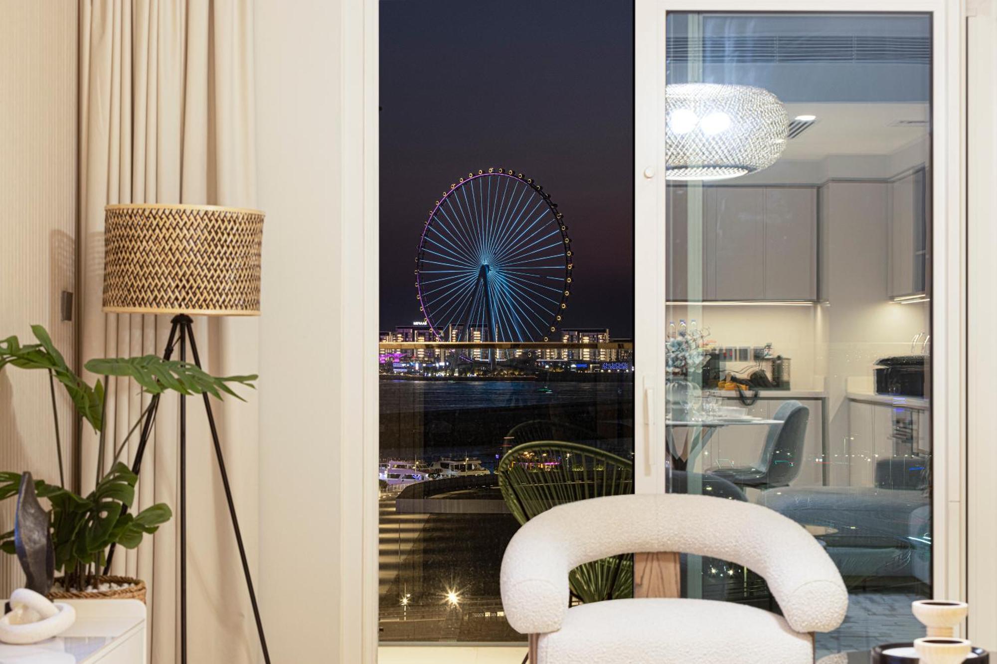 2 Bed- Private Access- Emaar Beachfront * Dubai
