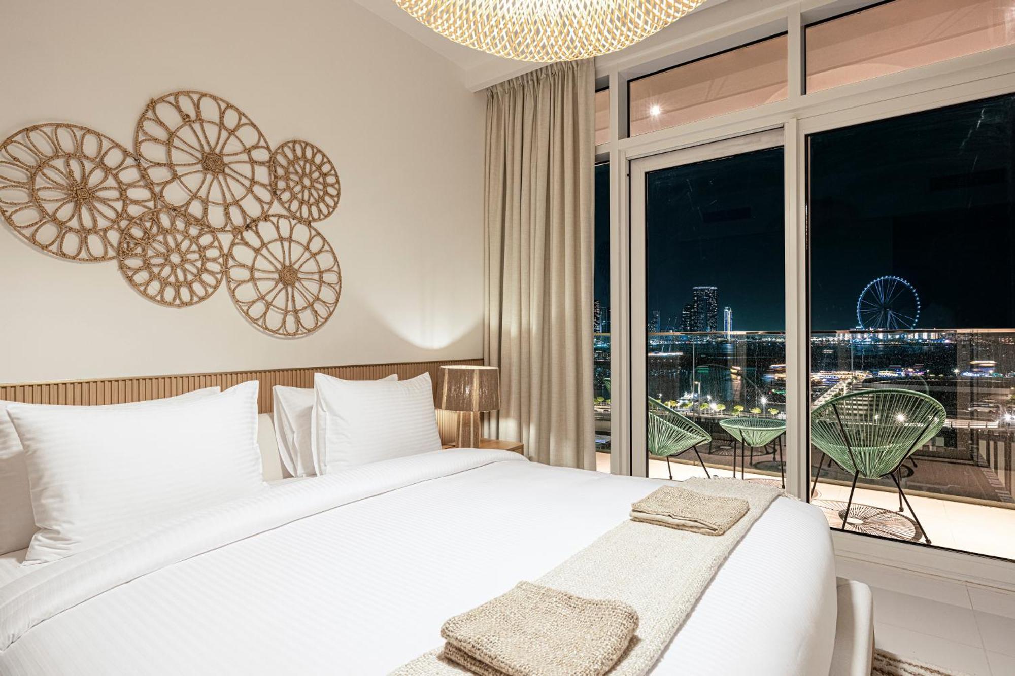 2 Bed- Private Access- Emaar Beachfront Dubai
