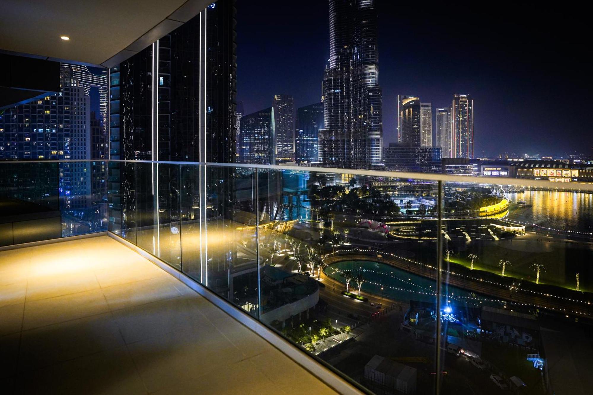 5 Stars Grand Opera Tower Lux 2 Bedroom Downtown Full Burj Khalifa View Apartment Dubai