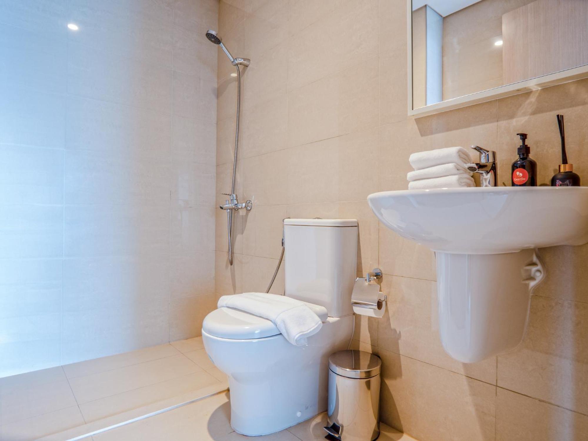 Daire Easygo - 3br & Maid With Full Burj Khalifa And Fountain View Burj Royale Dw