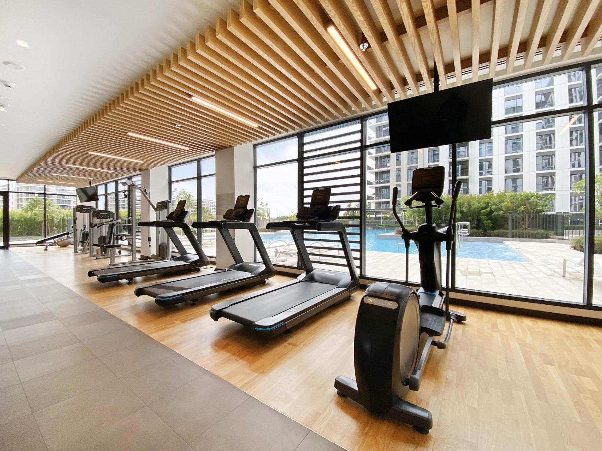 Vayk - Great Location 2 Bd Dubai