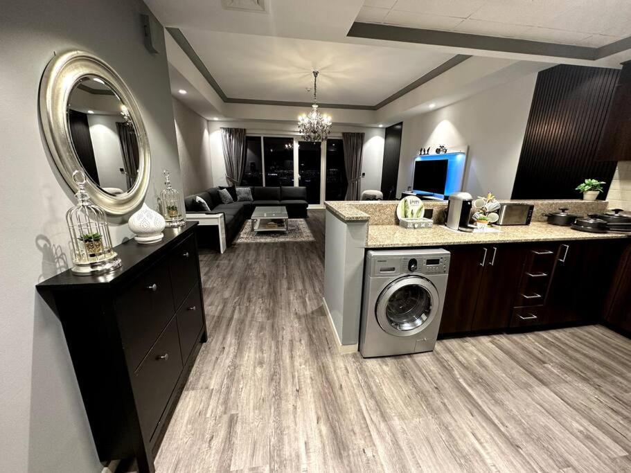 Unique 1-brd In The Heart Of Business Bay Apartment *