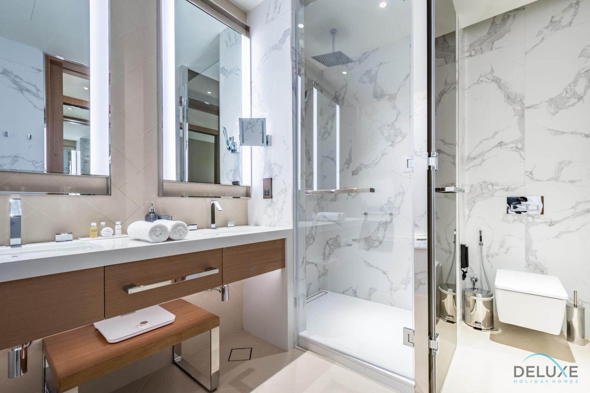 Elegant 2br At The Address Residences Opera, Downtown By Deluxe Homes Apartment