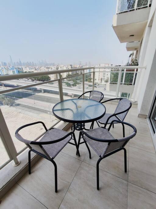 1 Bed - Azizi Daisy - Furjan Ferienhaus