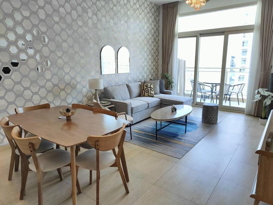 1 Bed - Azizi Daisy - Furjan * Dubai