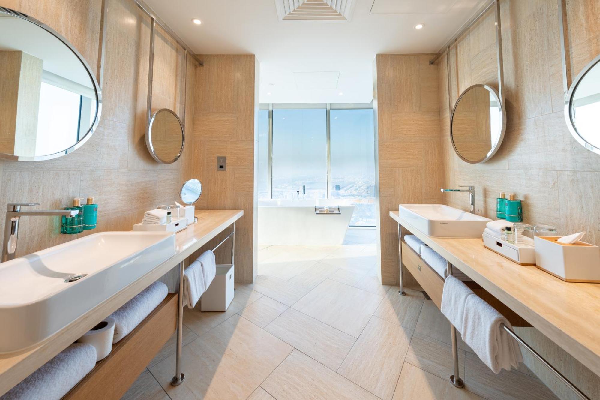 Hotel Five Jumeirah Village Dubai