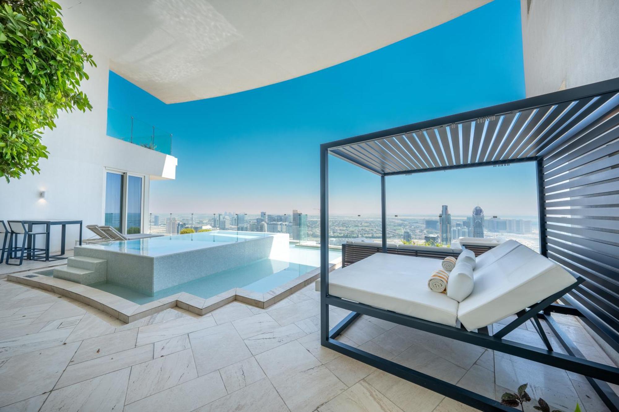 Five Jumeirah Village 5*