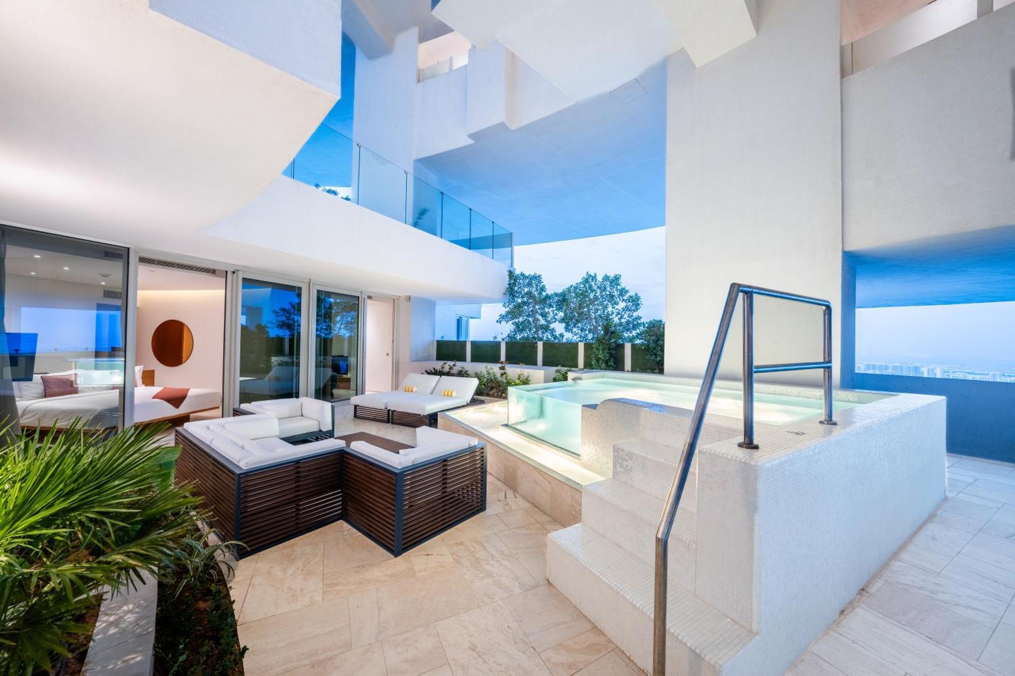Five Jumeirah Village Hotel Dubai