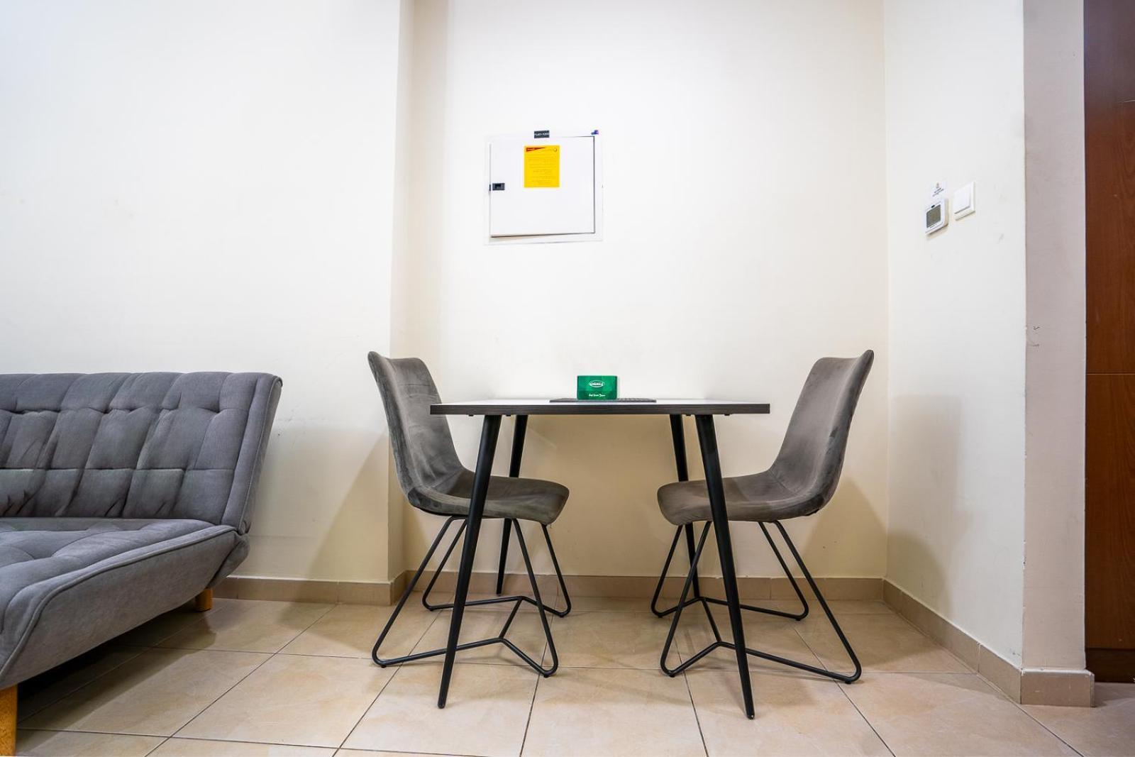Apartment Rh- Contemporary Studio, Downtown, Near Mall & Burj Khalifa Dubai