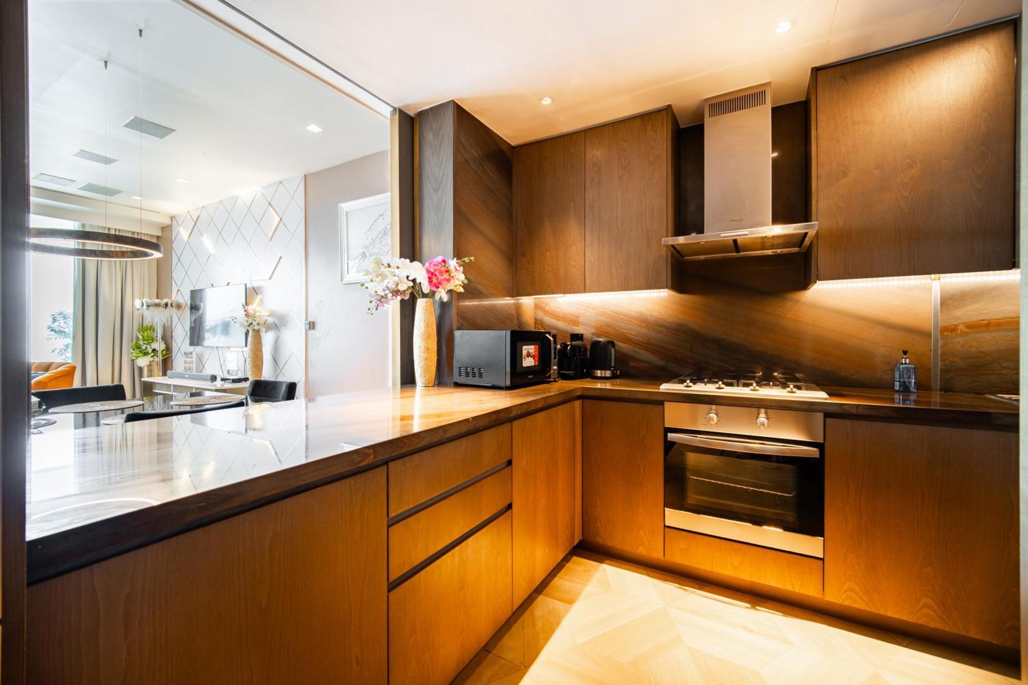 Five Palm Super Luxury With Full Sea Views * Dubai