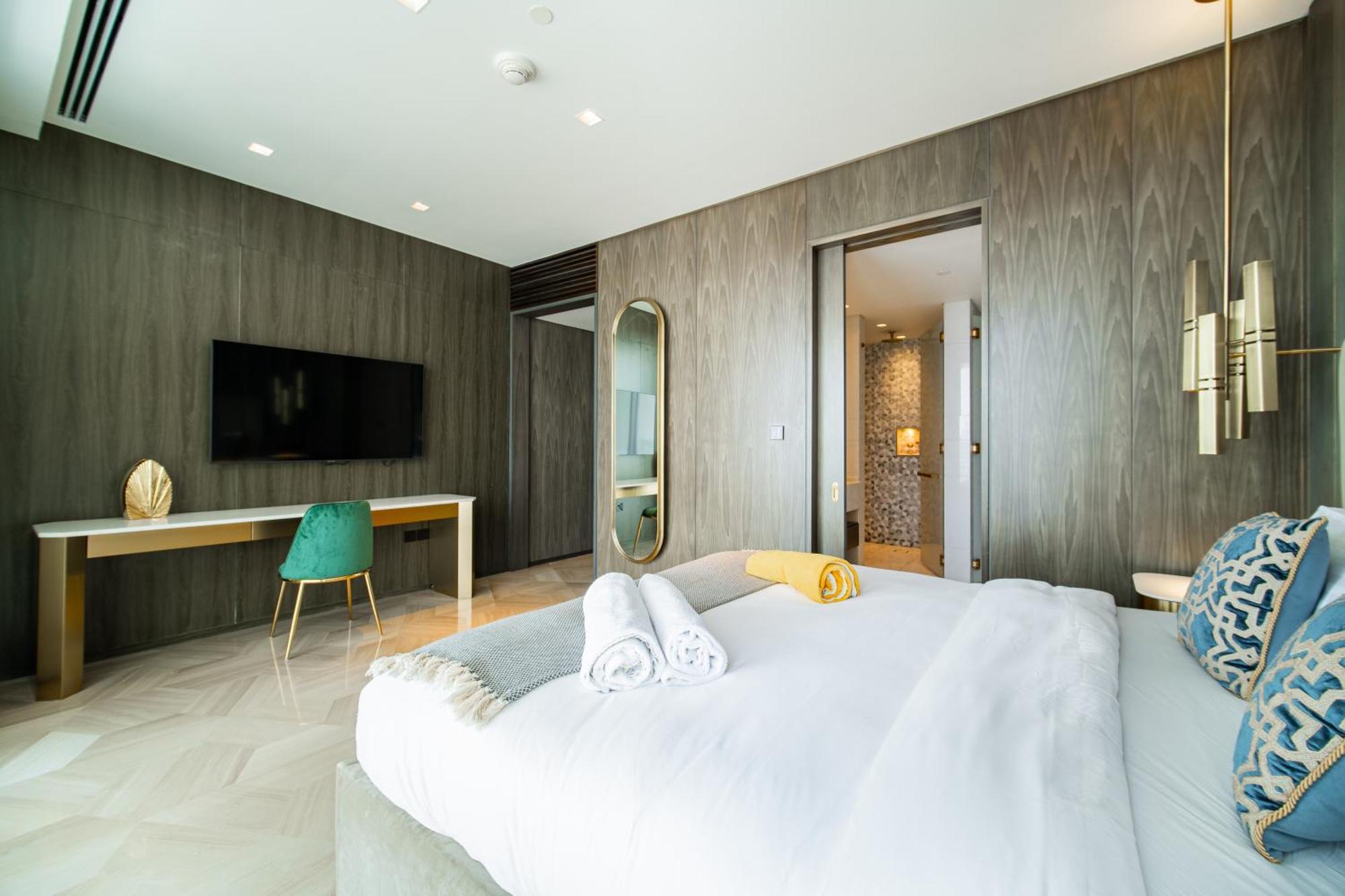 Five Palm Super Luxury With Full Sea Views * Dubai