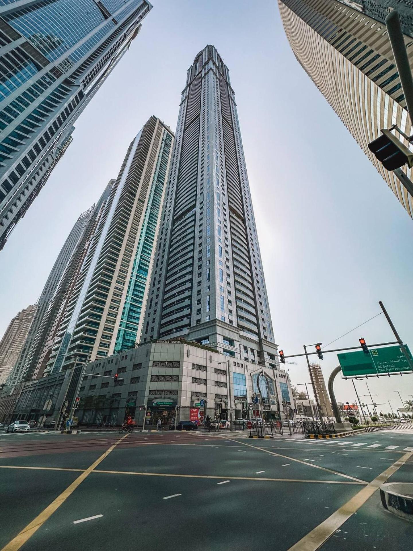 Luxurios One Bedroom High Floor Dubai