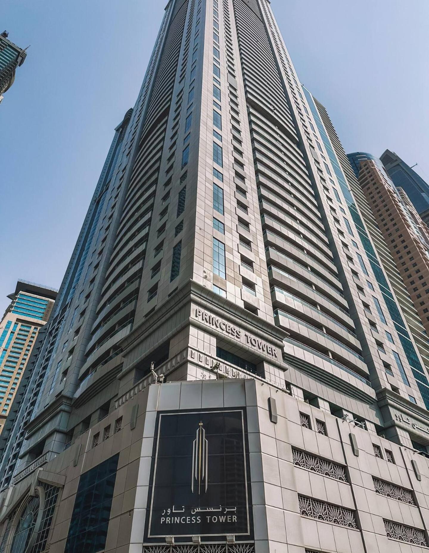 Luxurios One Bedroom High Floor Apartment