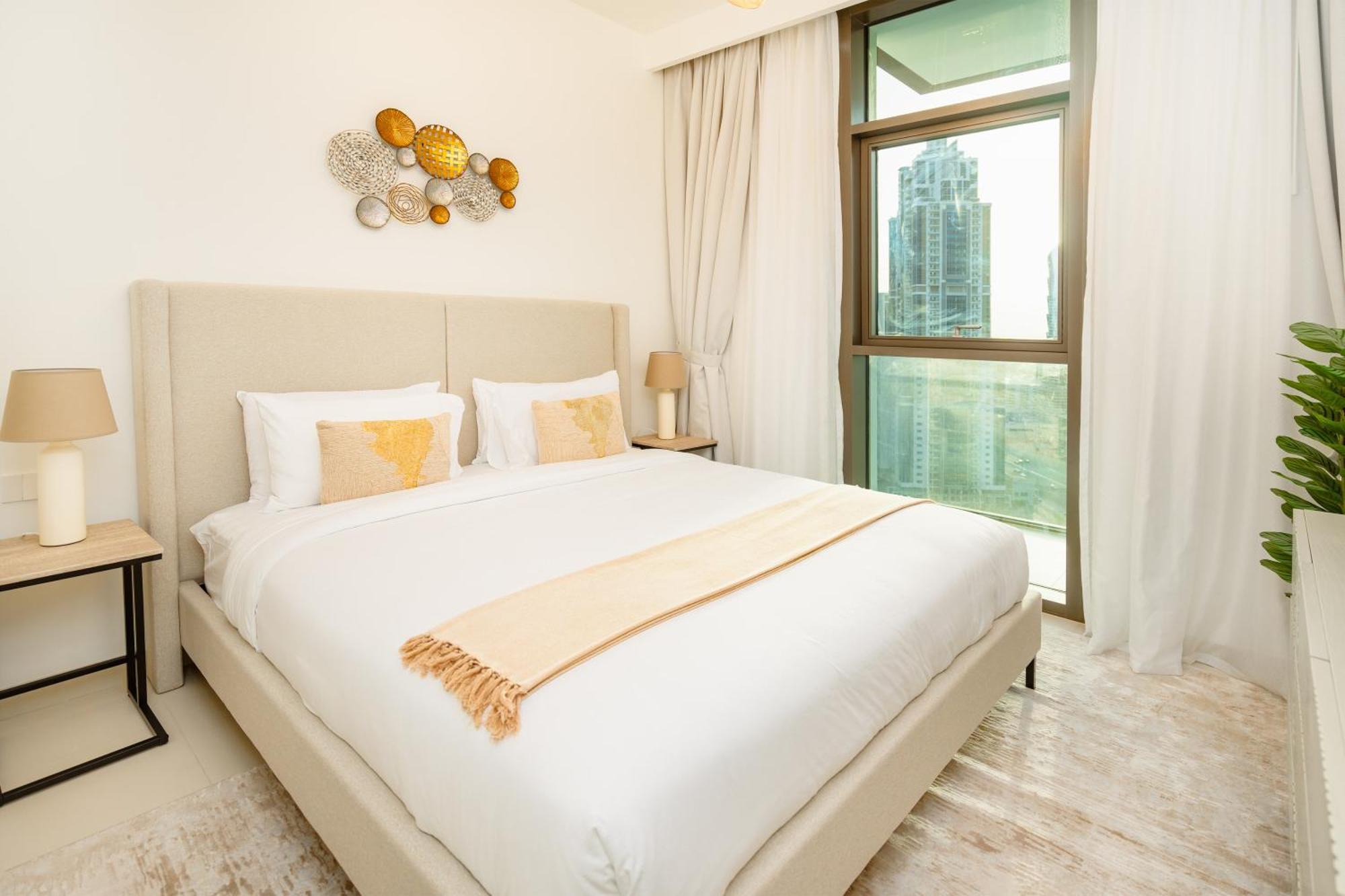 Prime Retreats @ Burj Crown By Emaar, Downtown Apartment