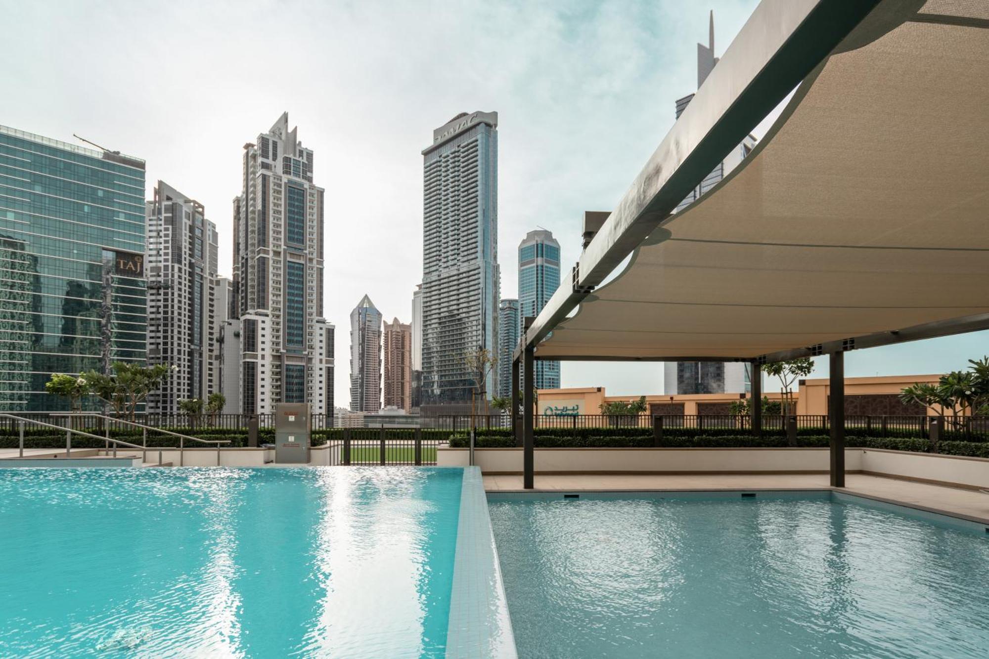 Prime Retreats @ Burj Crown By Emaar, Downtown Apartment