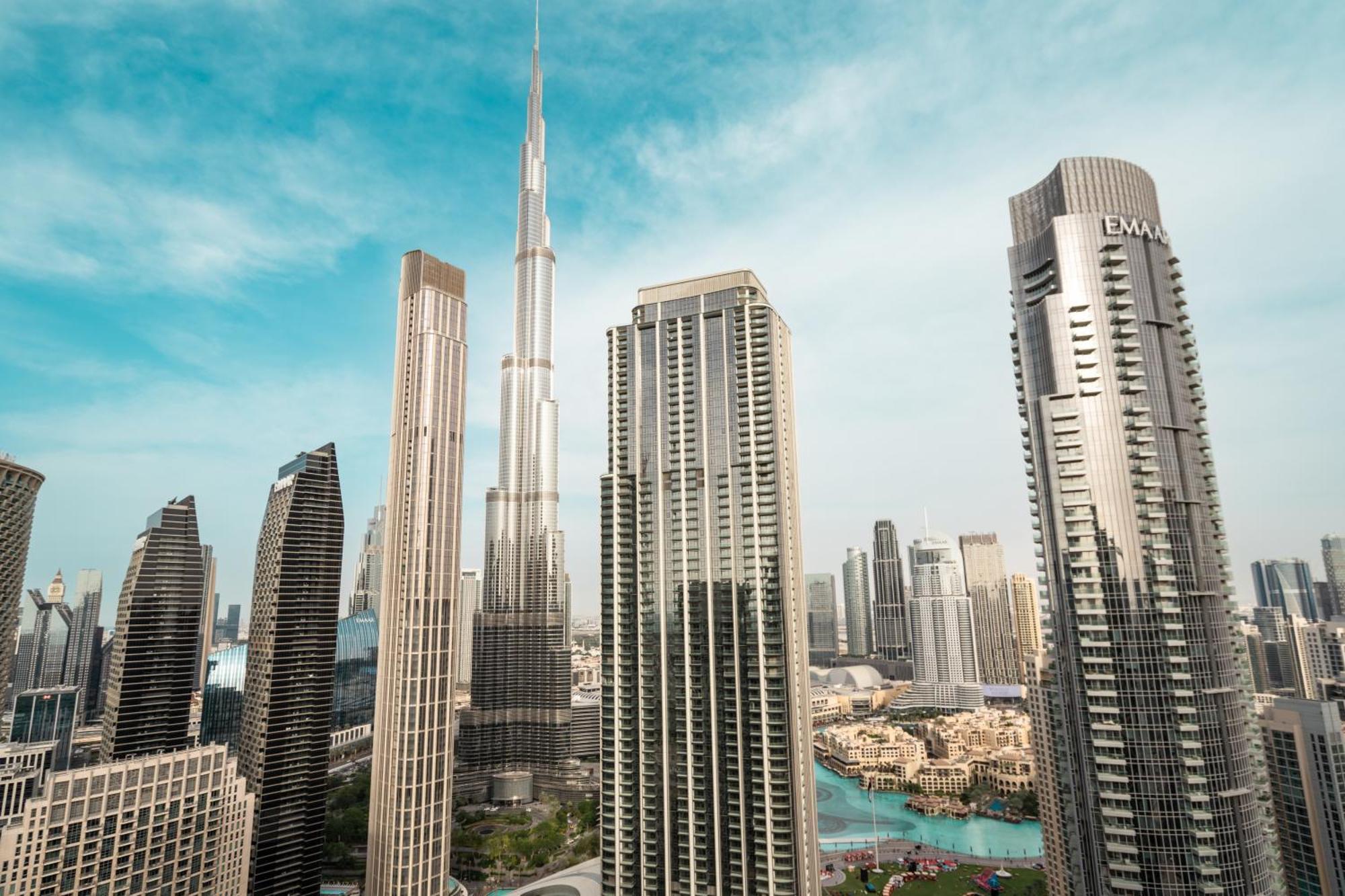 Prime Retreats @ Burj Crown By Emaar, Downtown Apartment