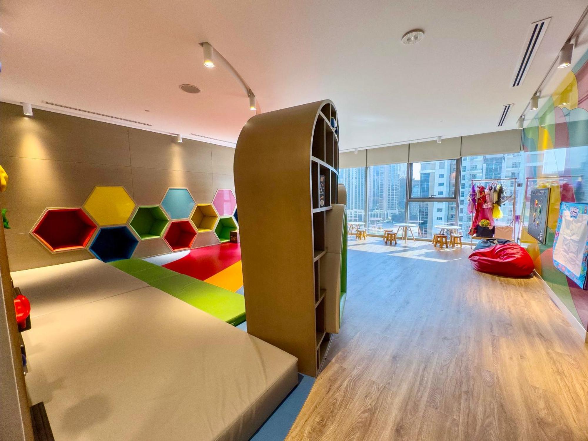 Apartment Luxury With Burj Khalifa Views & Infinity Pool Dubai