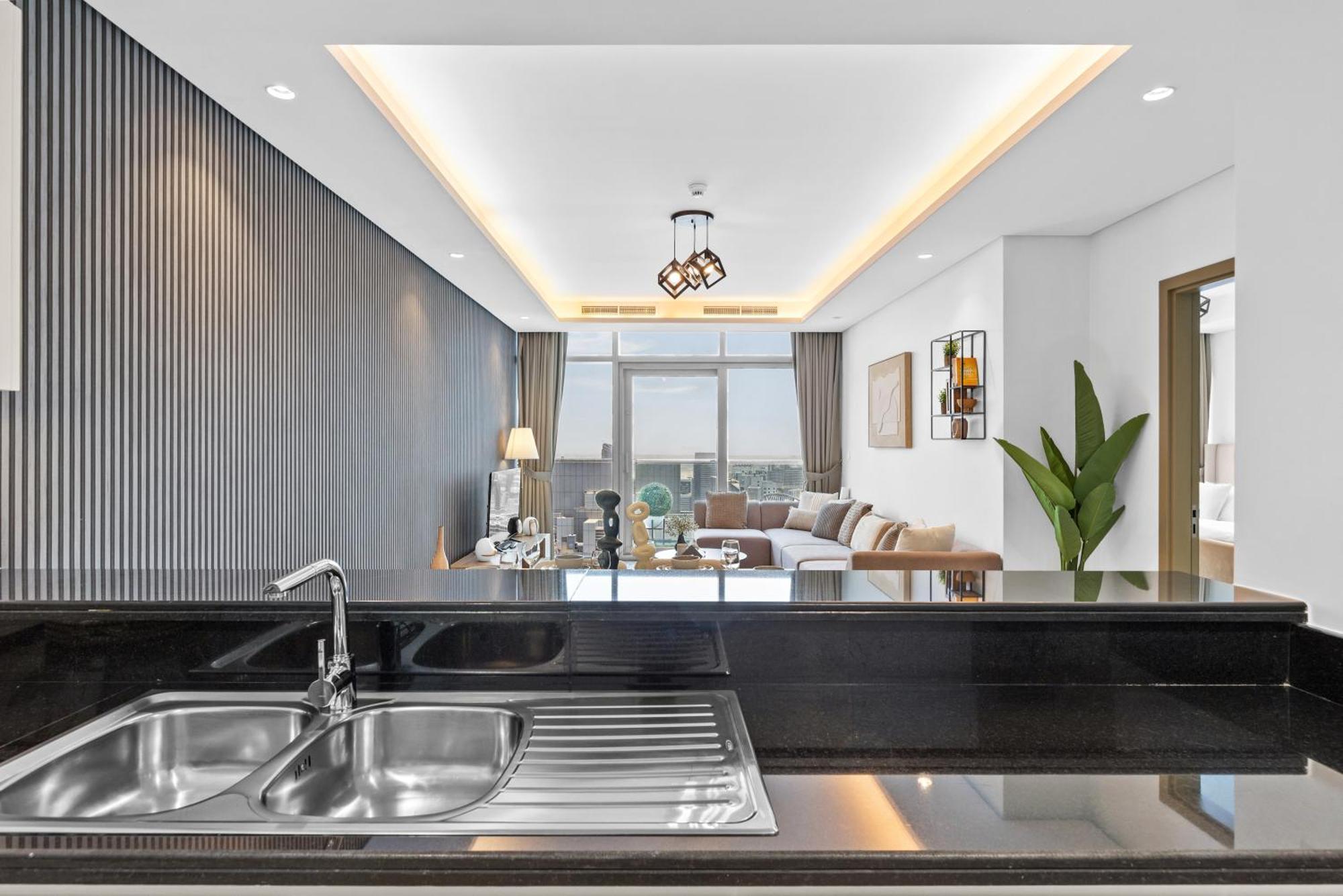 Luxury With Burj Khalifa Views & Infinity Pool *