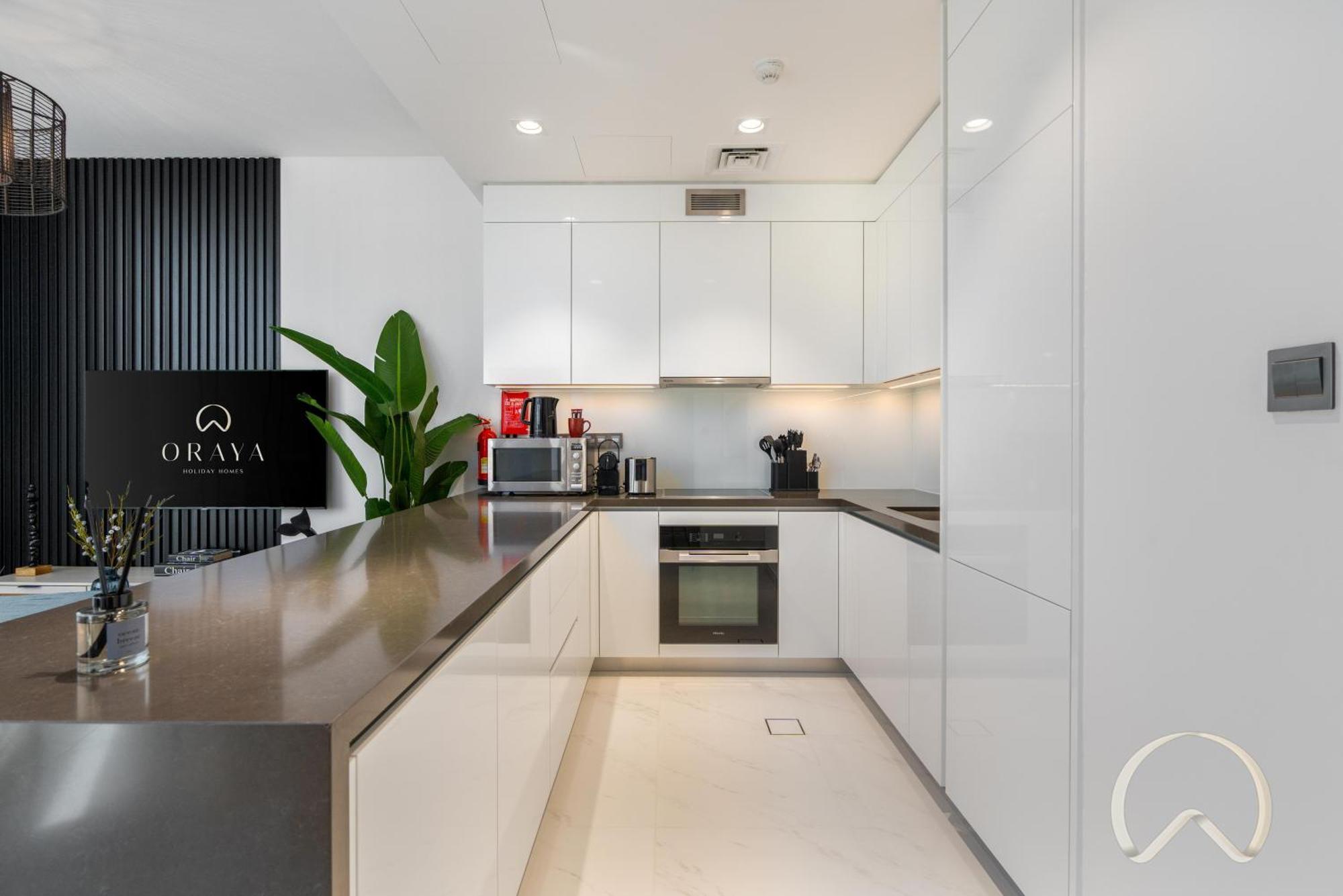 Oraya - Sleek 1br In District One , Direct Lagoon Access