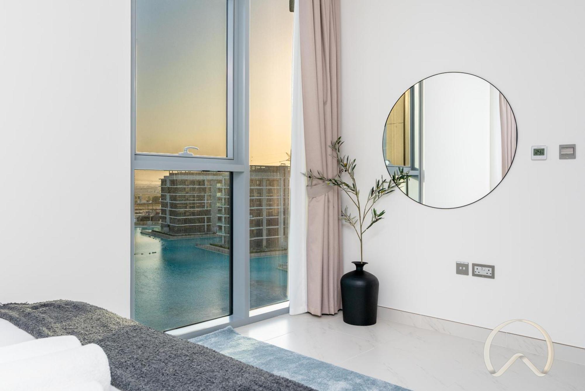 Oraya - Sleek 1br In District One , Direct Lagoon Access * Dubai