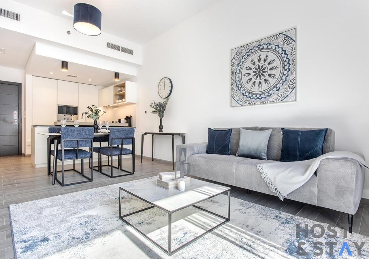 Comfy 1br At Jvc - Ideal For Family & Friends Apartment
