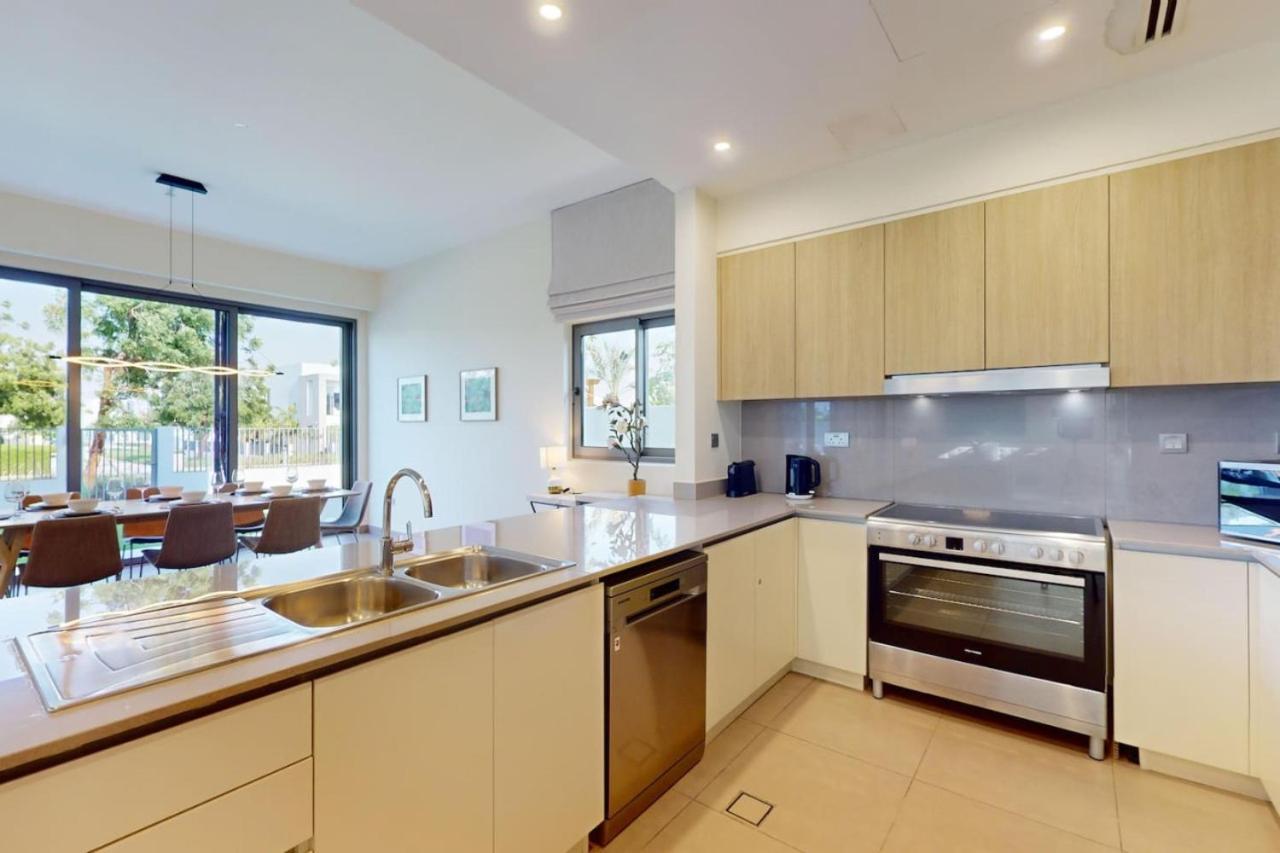 Sidra 1 - Incredible Five Bedroom Holiday home Dubai