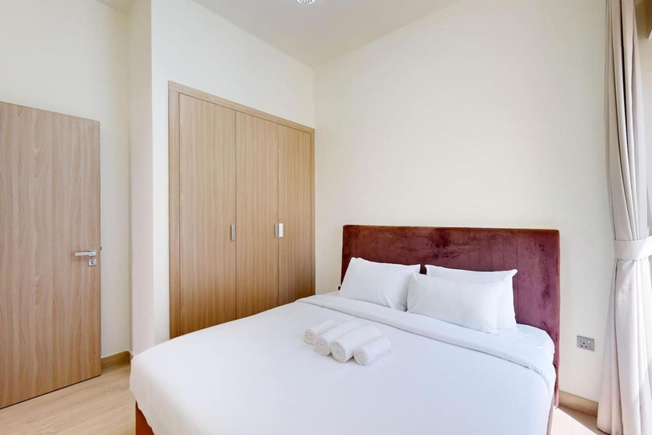 Azizi Riviera 32 - Locations * Dubai