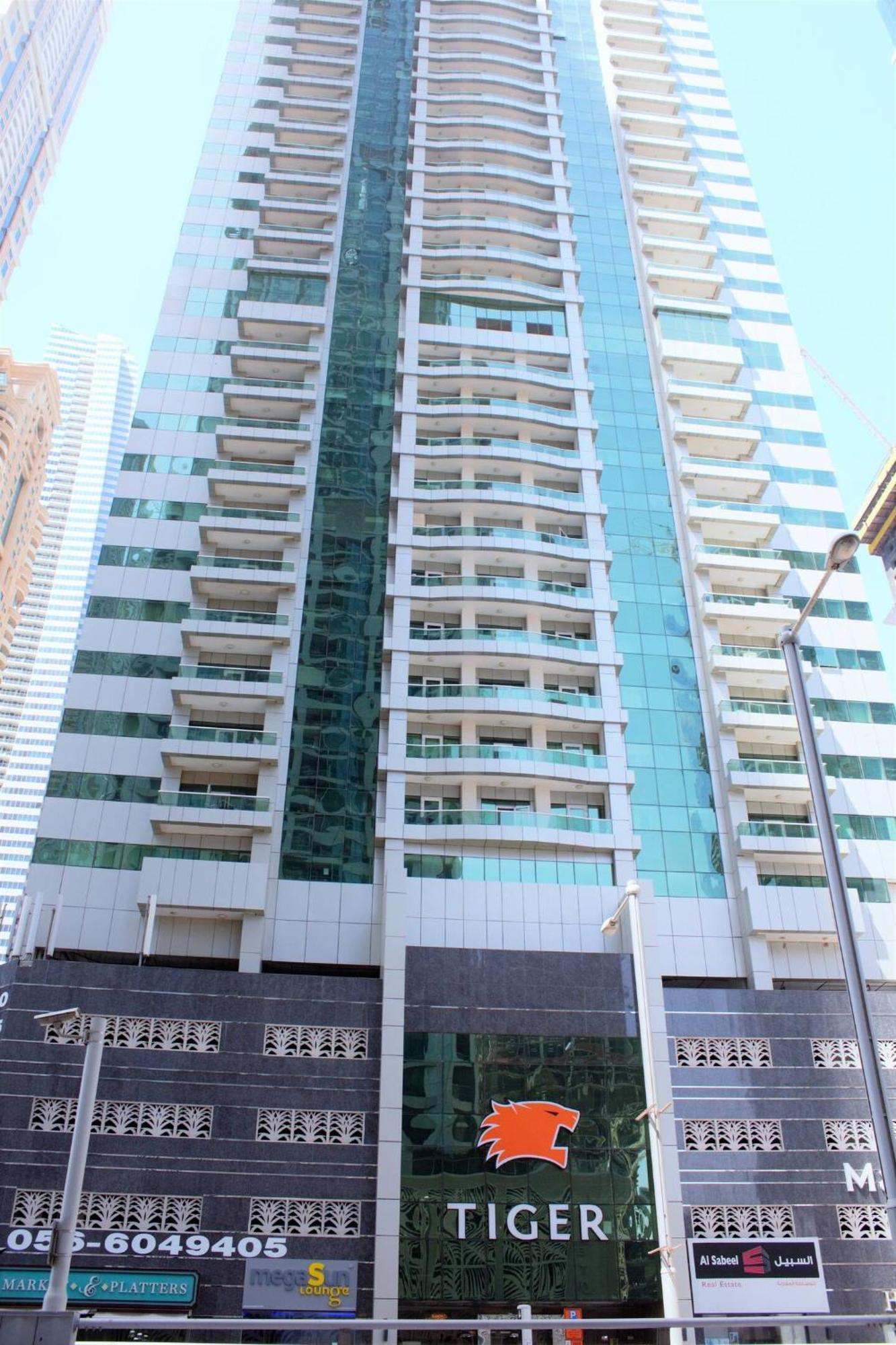 Gorgeous And Sea Views From A High-rise