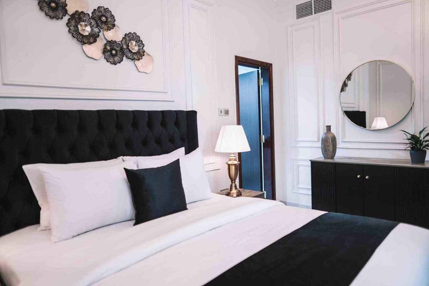 Gorgeous And Sea Views From A High-rise * Dubai