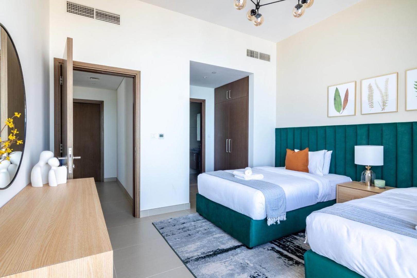 Guestready Azure 52|42 Marina Views Apartment