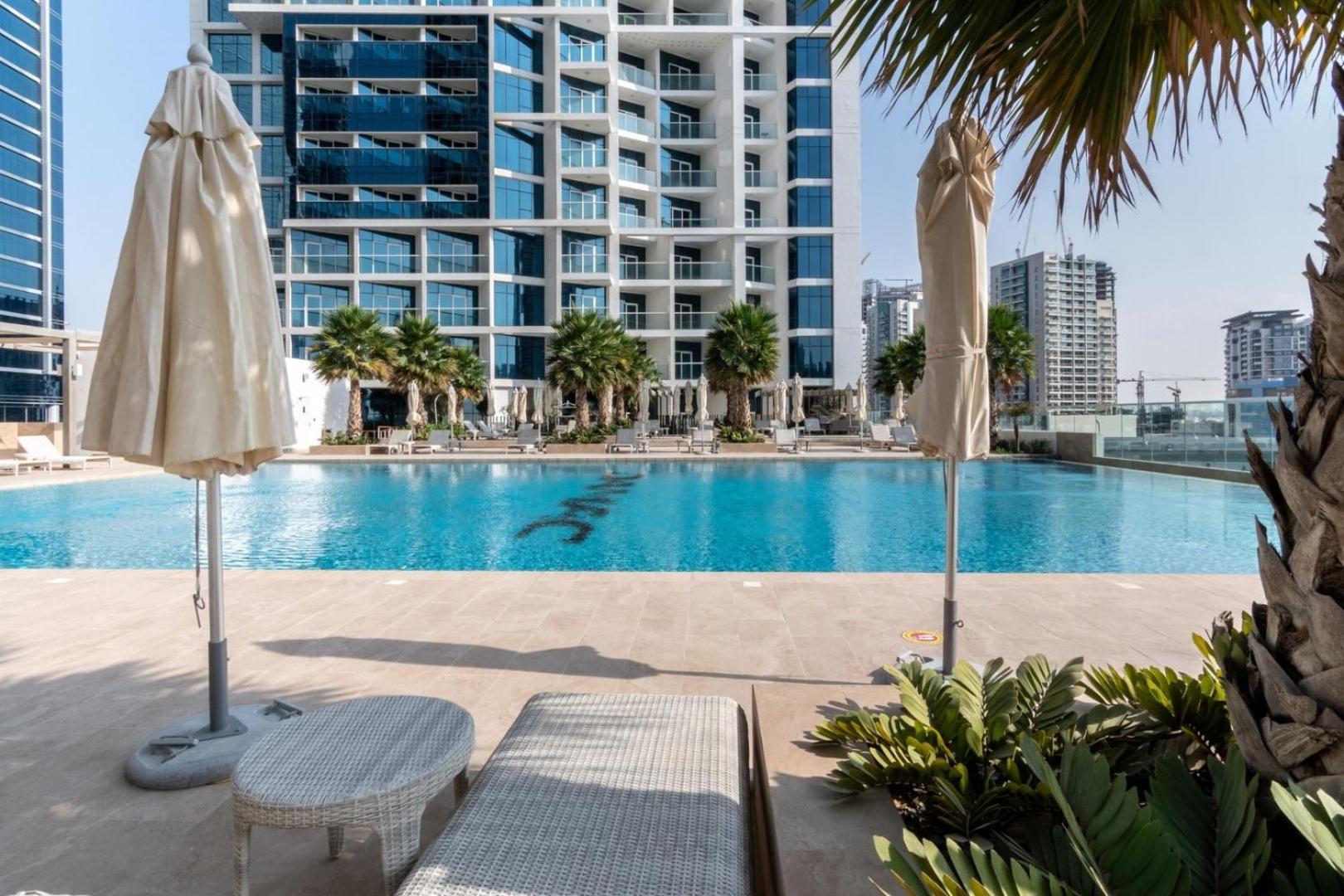 Guestready Homes - Afterlight Roses Apartment Dubai