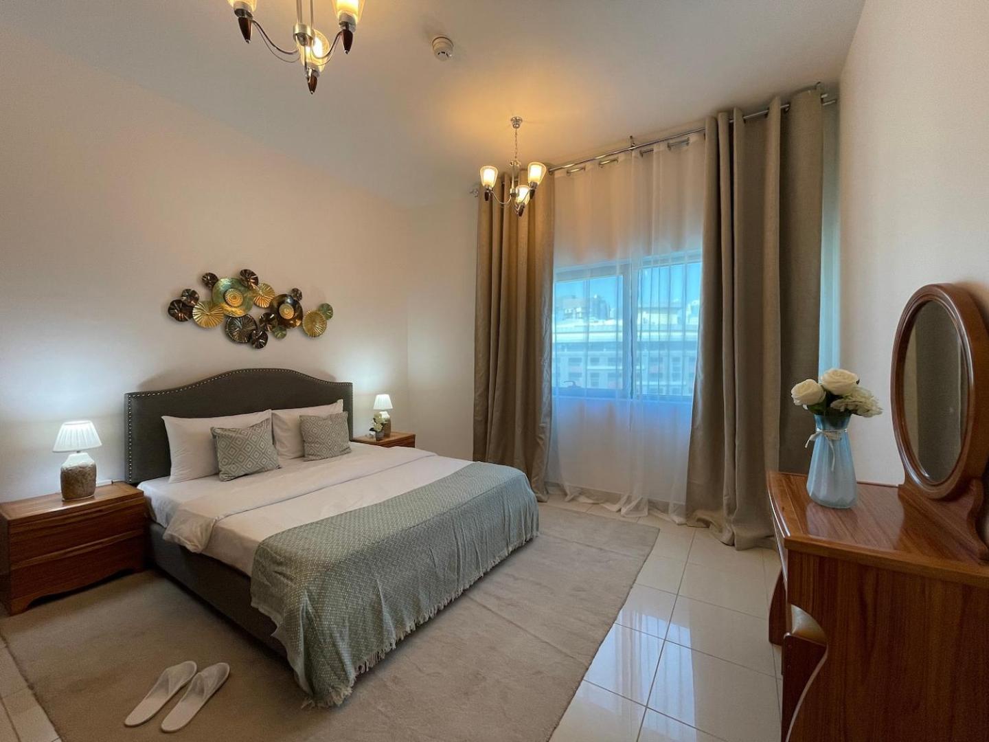 Ferienhaus Away From - Barsha Heights Dubai