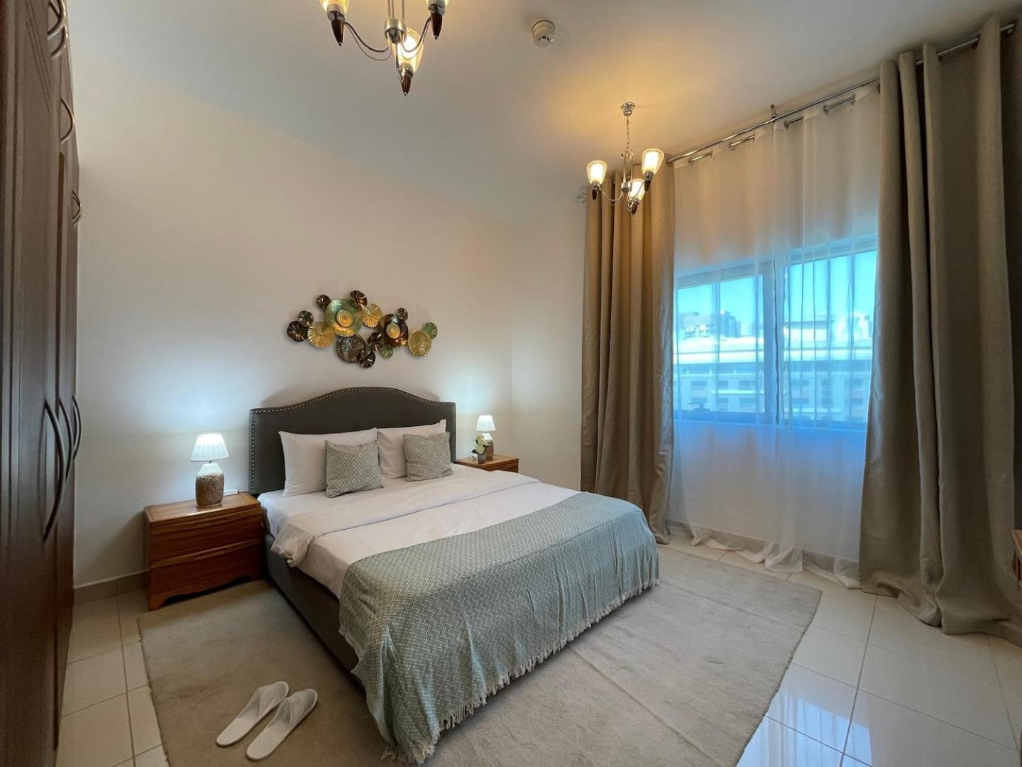 Away From - Barsha Heights Ferienhaus *