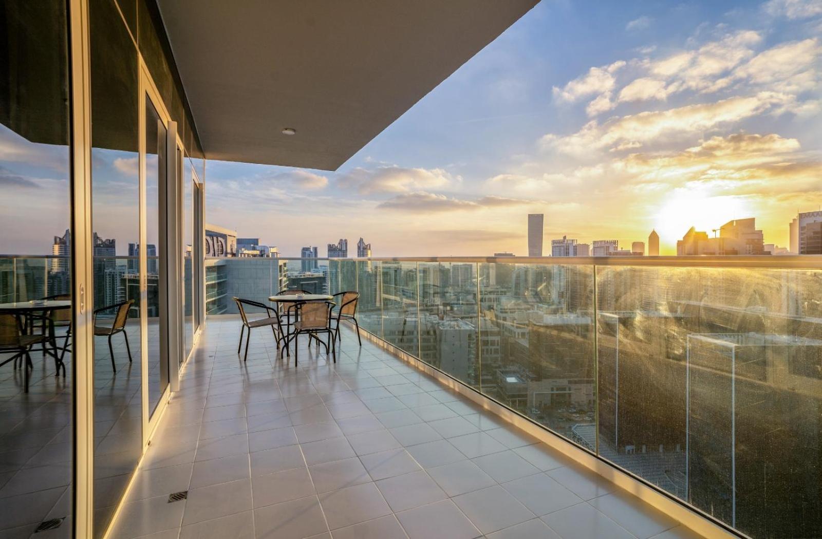 Apartamento Stunning 2-bedroom Business Bay With Burj Khalifa View & Huge Balcony