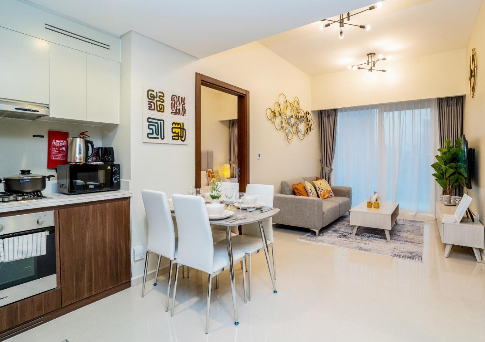 Apartamento Stunning 2-bedroom Business Bay With Burj Khalifa View & Huge Balcony *