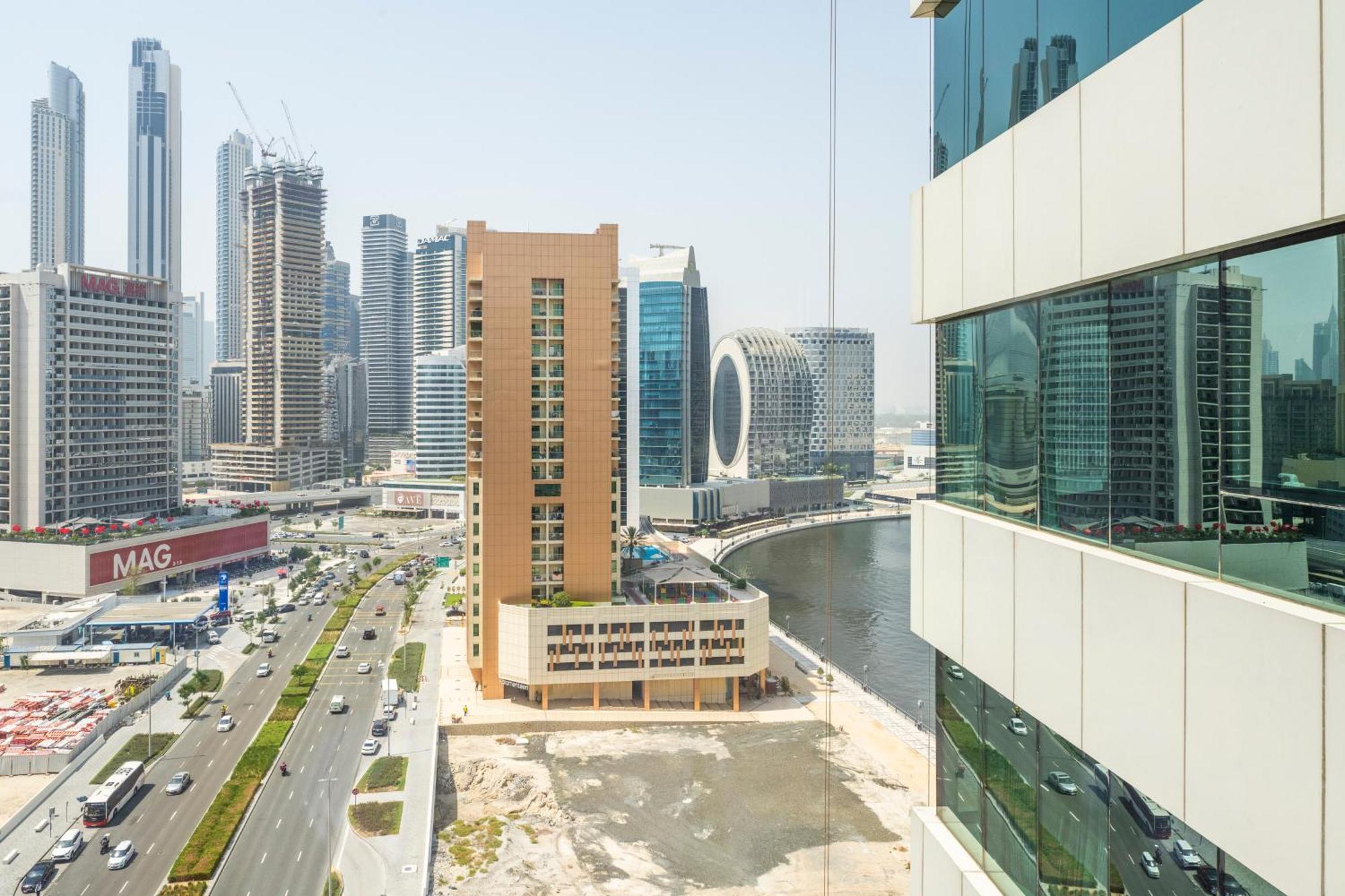 Damac Canal Views Residences Aparthotel 5*