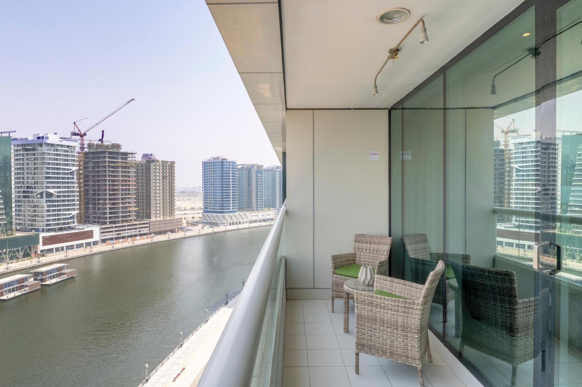 Damac Canal Views Residences Aparthotel